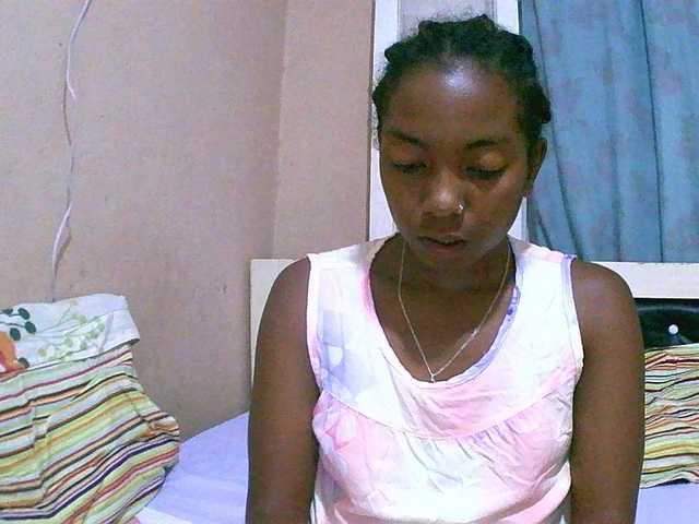 maliah Live Cam on BongaCams