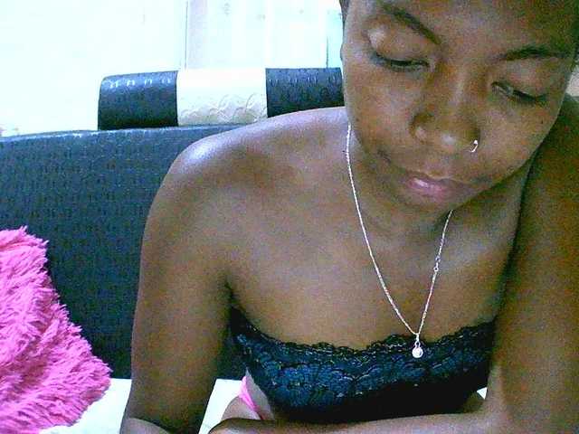 maliah Live Cam on BongaCams