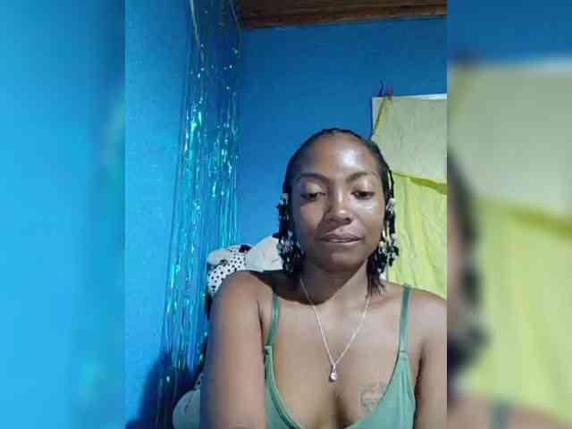 laetitianah webcam