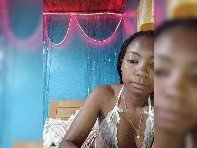 laetitianah webcam