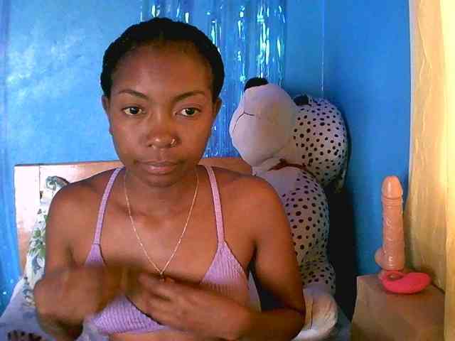 laetitianah webcam