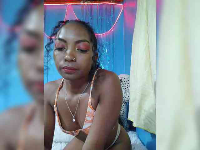 laetitianah webcam
