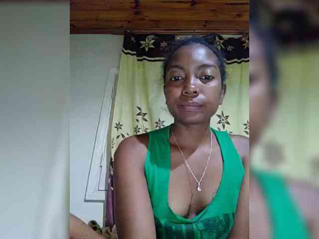 laetitianah webcam