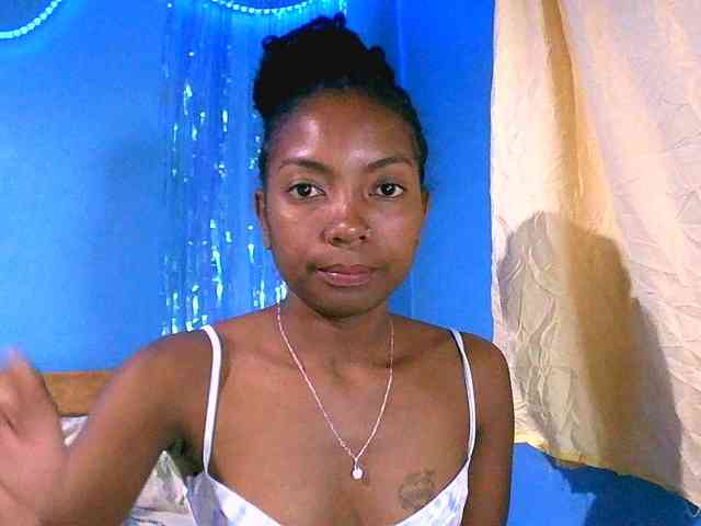 laetitianah webcam