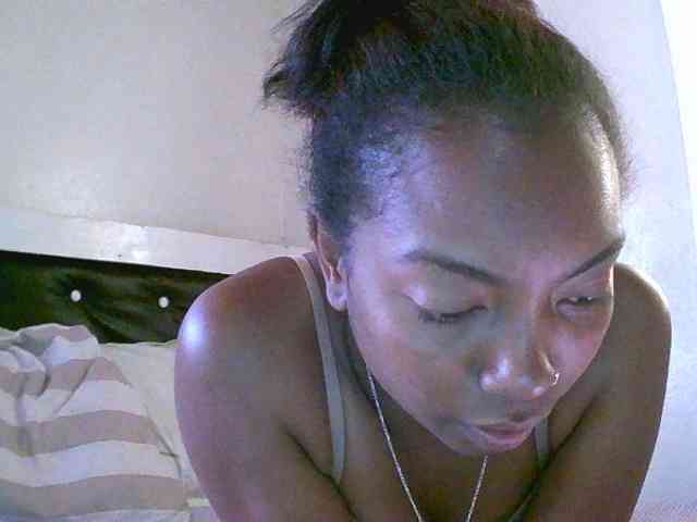 laetitianah webcam