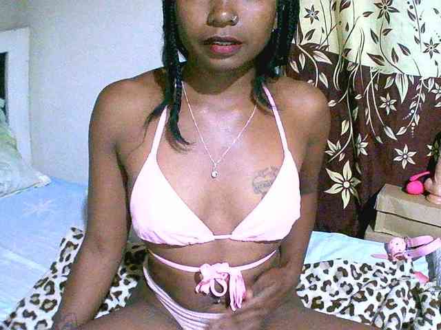laetitianah webcam