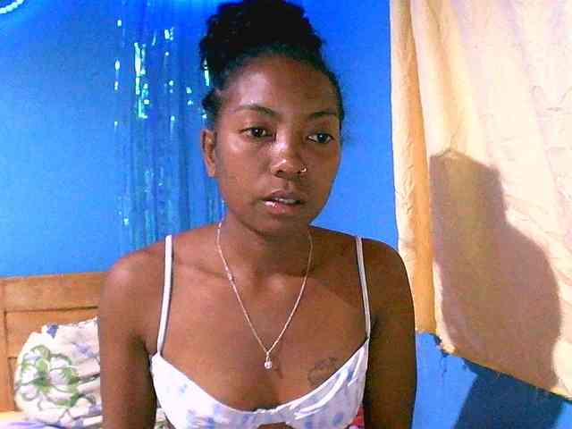 laetitianah webcam