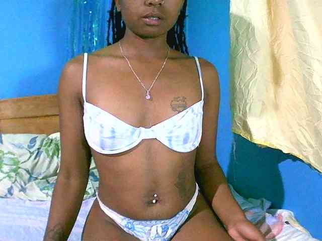 laetitianah webcam