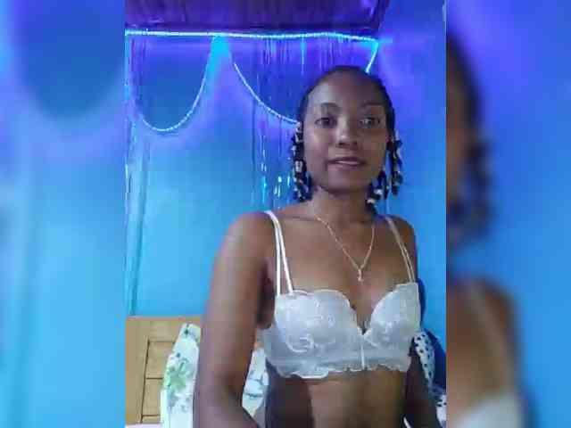 laetitianah webcam