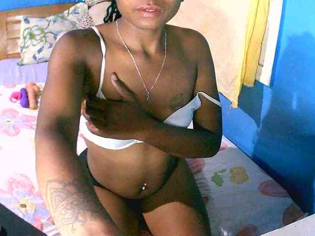 laetitianah webcam