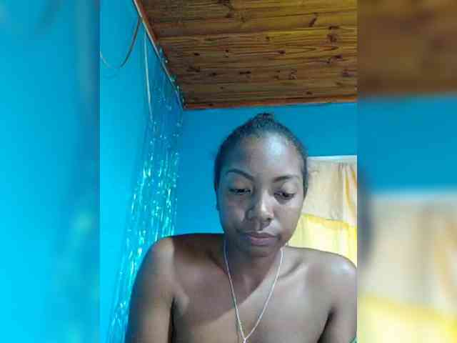 laetitianah webcam