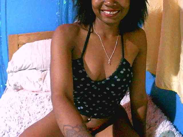 laetitianah webcam