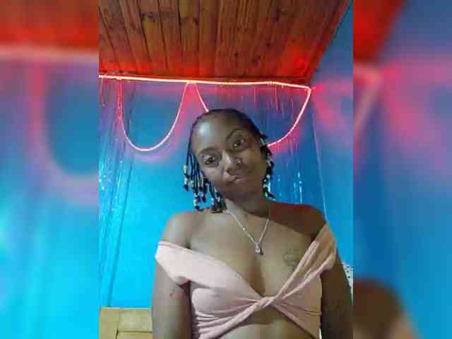 laetitianah webcam