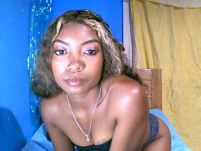 laetitianah webcam