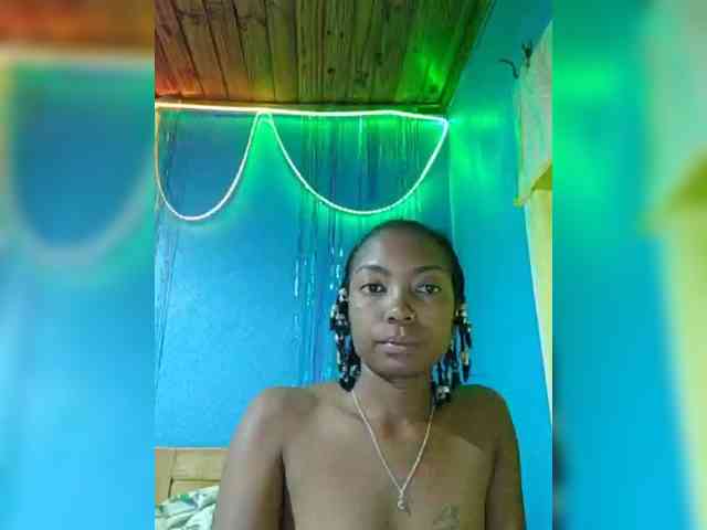 laetitianah webcam