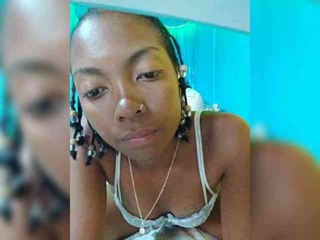 laetitianah webcam