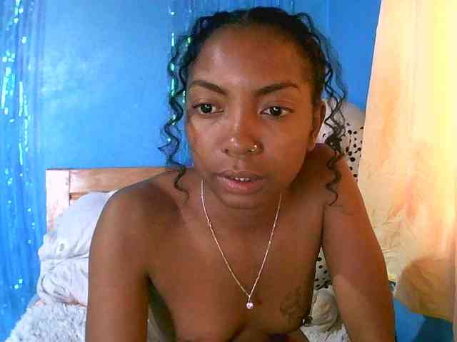 laetitianah webcam