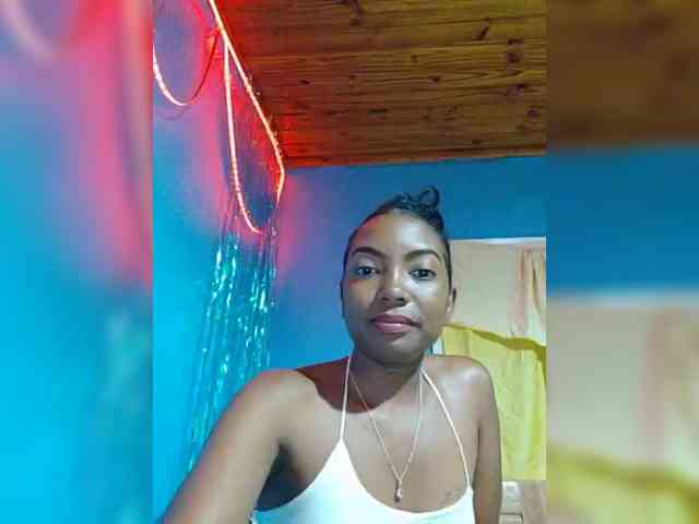 laetitianah webcam