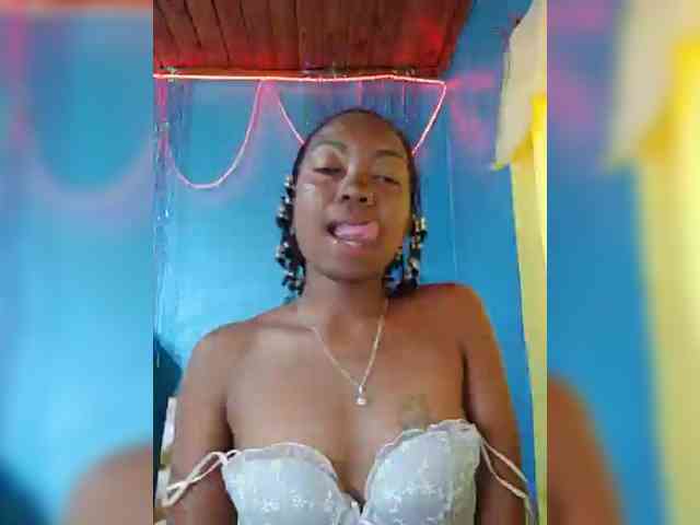 laetitianah webcam