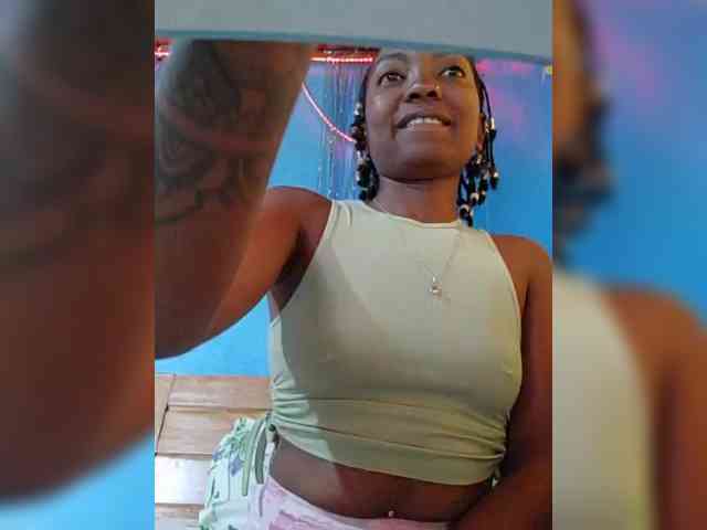 laetitianah webcam