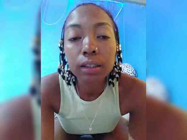 laetitianah webcam