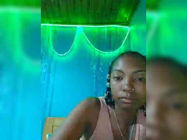 laetitianah webcam