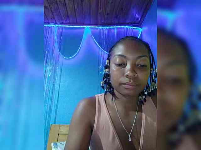 laetitianah webcam