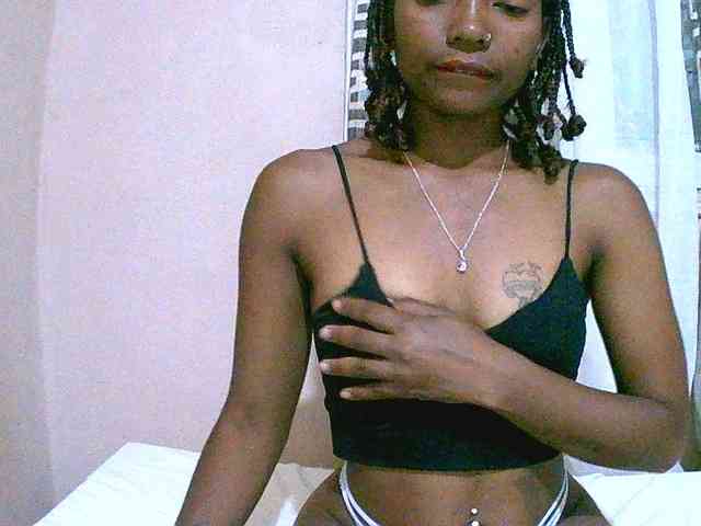 laetitianah webcam