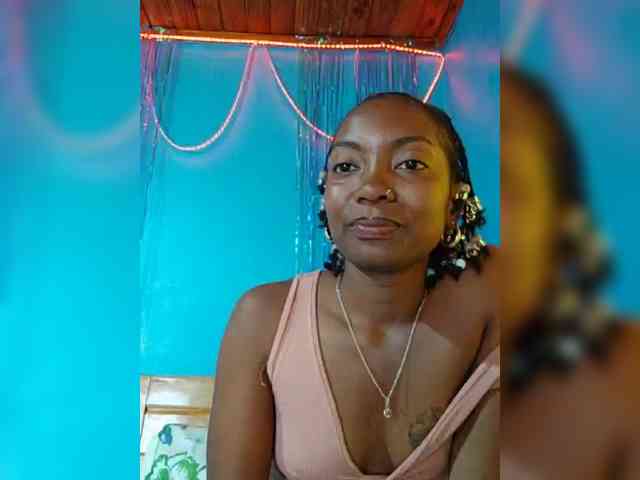 laetitianah webcam