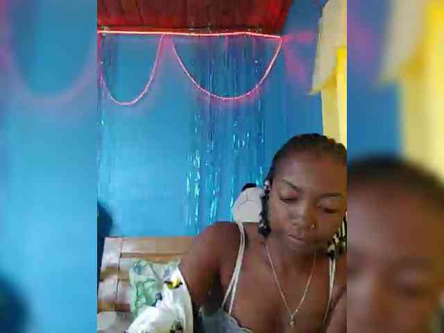 laetitianah webcam