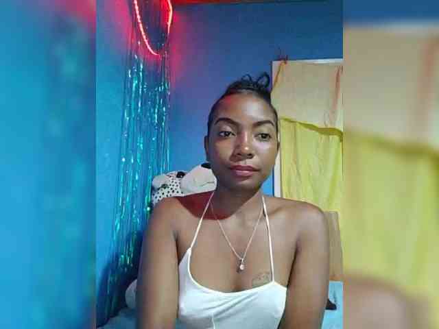 laetitianah webcam