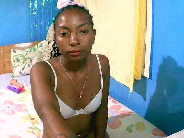laetitianah webcam