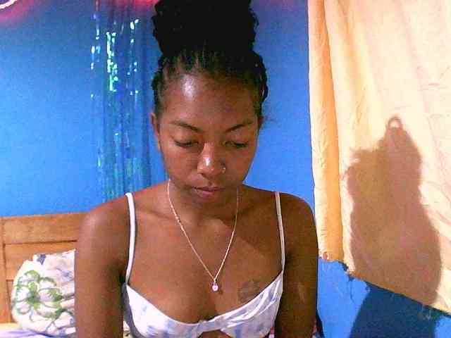 laetitianah webcam