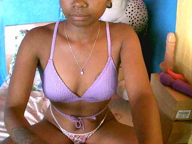 laetitianah webcam