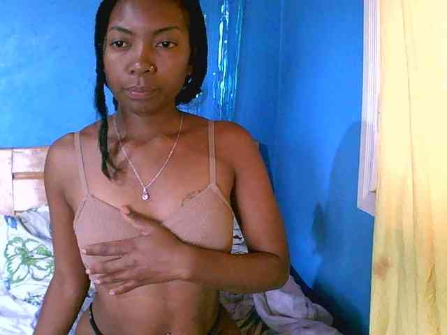 laetitianah webcam
