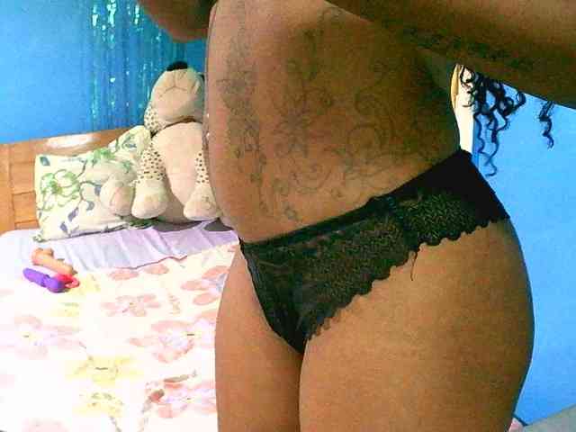 laetitianah webcam