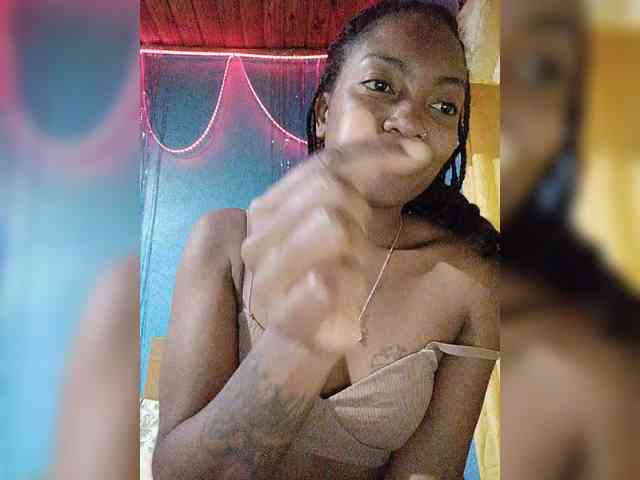 laetitianah webcam