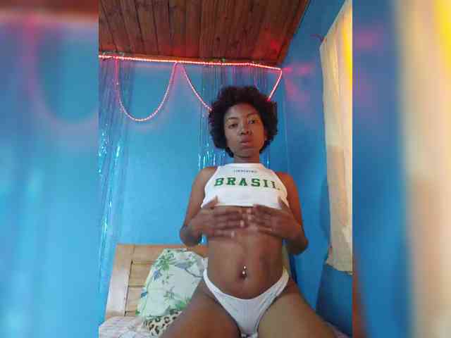 laetitianah webcam