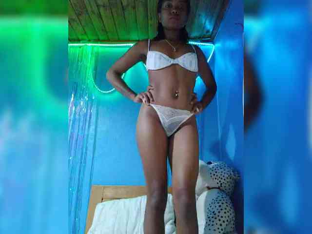 laetitianah webcam