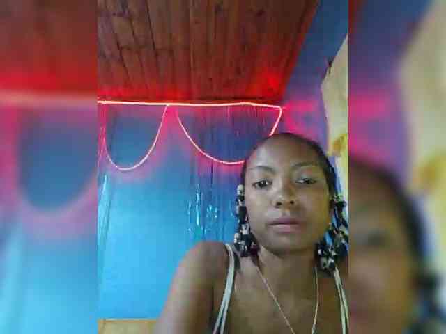 laetitianah webcam