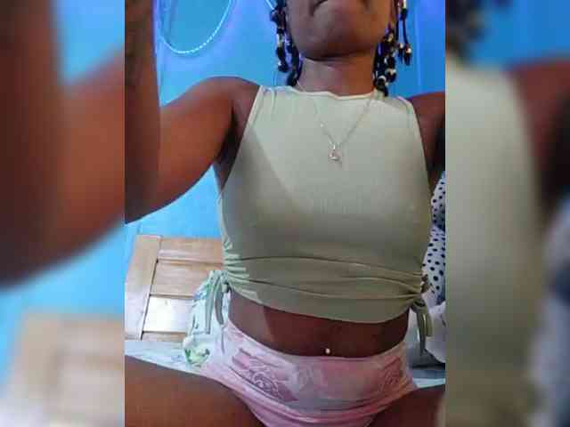 laetitianah webcam