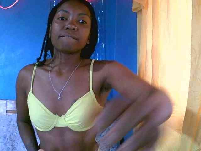 laetitianah webcam