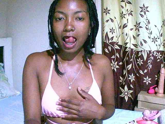 laetitianah webcam