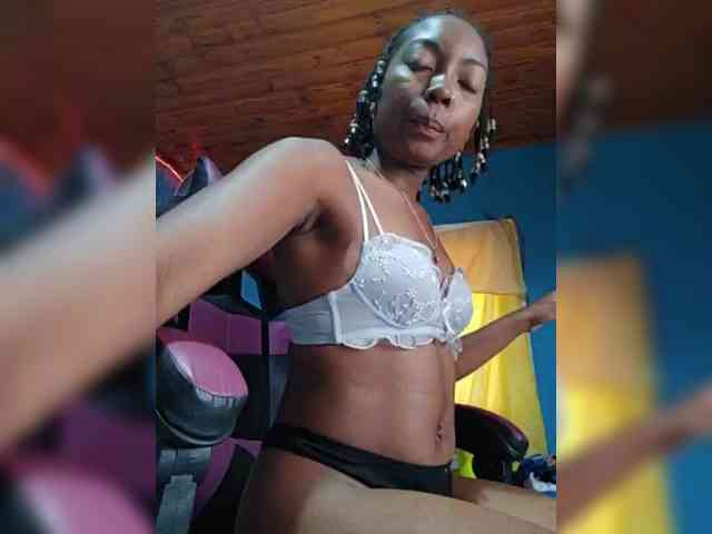 laetitianah webcam