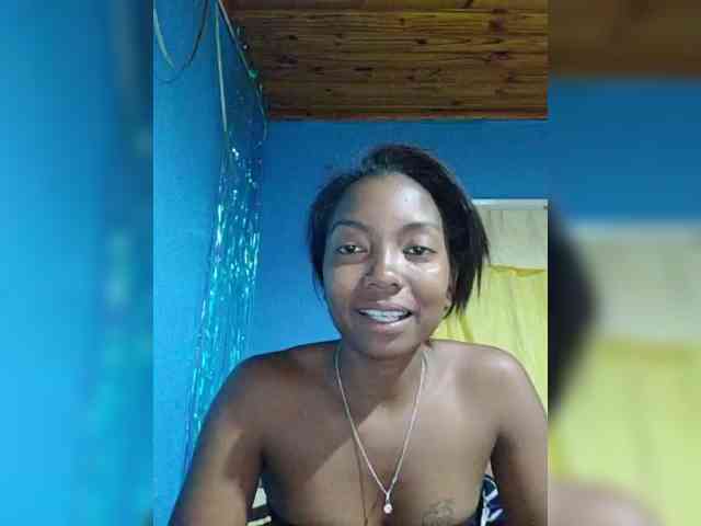 laetitianah webcam