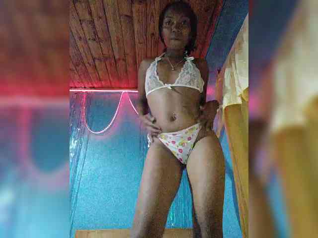 laetitianah webcam