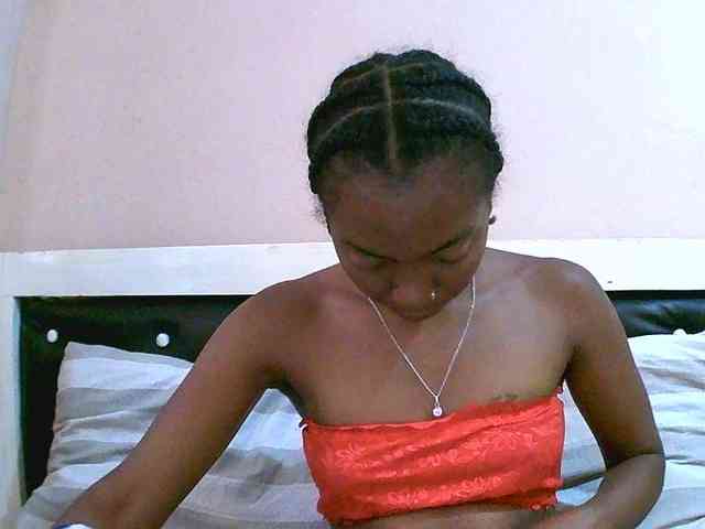 laetitianah webcam