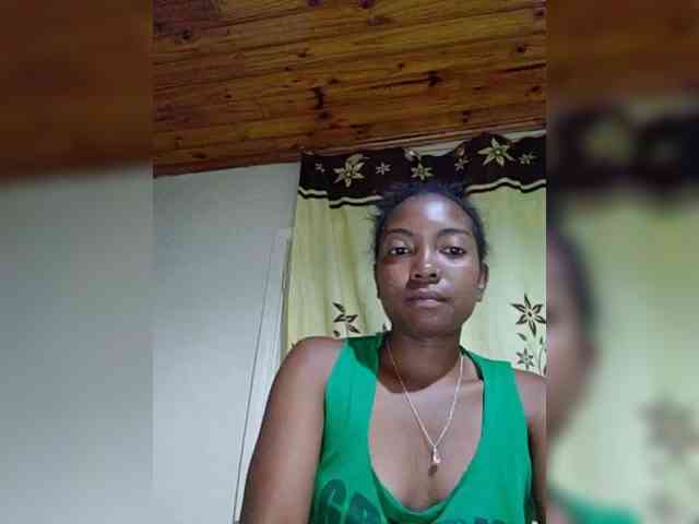laetitianah webcam