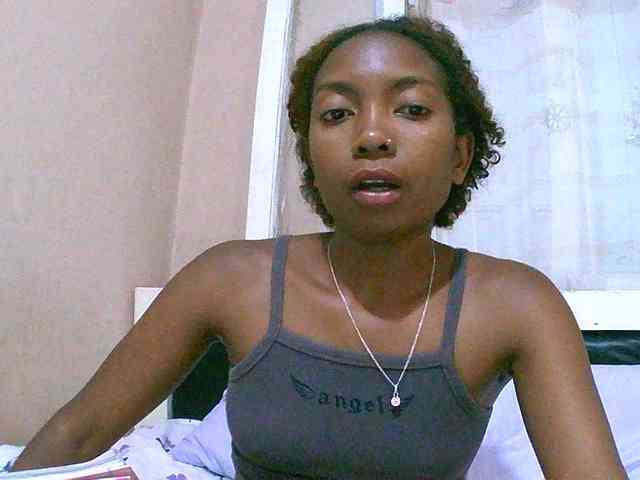 laetitianah webcam