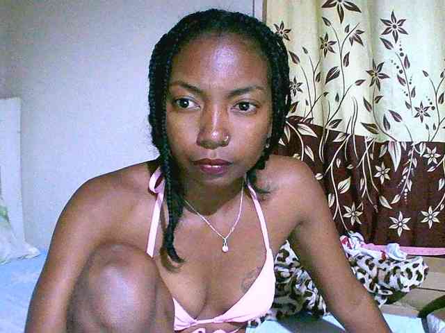laetitianah webcam